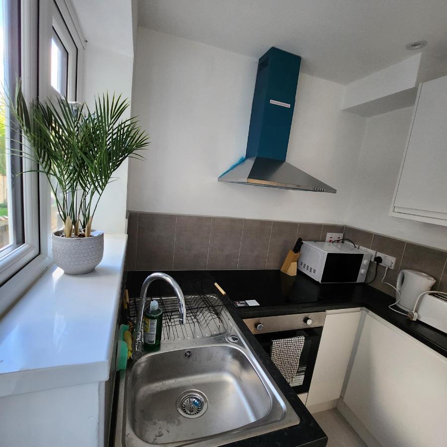 Comfy Diamond Ensuite Room Maidstone With Free Parking And Speedy Wifi Ngoại thất bức ảnh