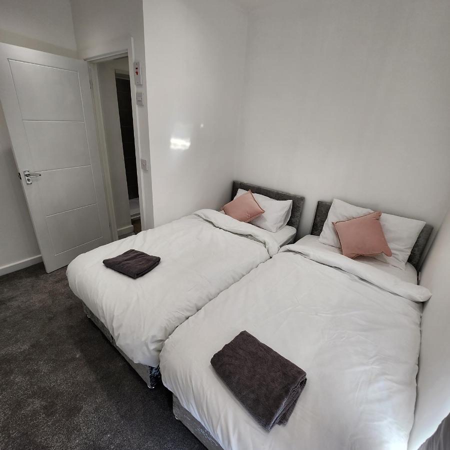 Comfy Diamond Ensuite Room Maidstone With Free Parking And Speedy Wifi Ngoại thất bức ảnh